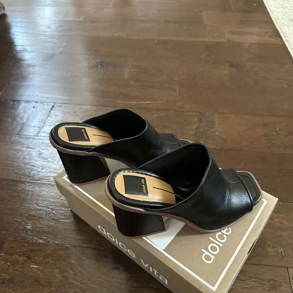 Dolce Vita- Women’s Mavise Mule-Black size 8 Brand New - Picture 3 of 10